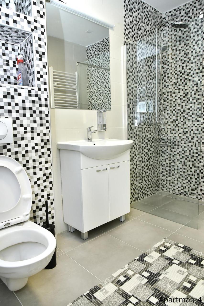 Vajda Apartments โนวีซาด ภายนอก รูปภาพ